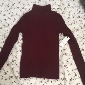 Maroon Turtle Neck